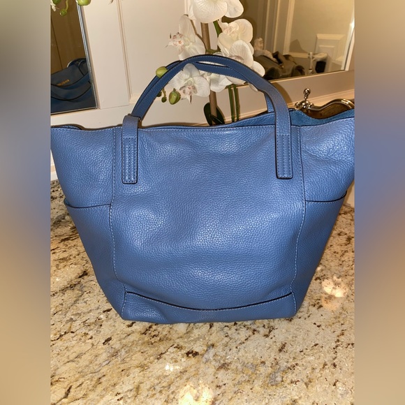 MICHAEL KORS DESIGNER HANDBAG WITH MATCHING WALLET - Picture 2 of 7